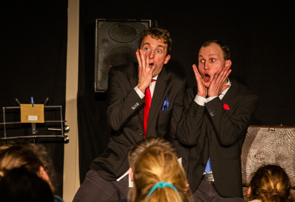 Im Duo "Schlips und Grips" beim kulturellen Adventskalender in Jena.