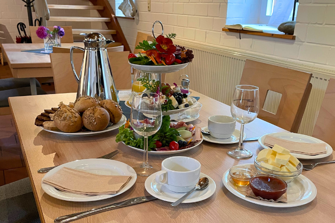 Frühstück im Café