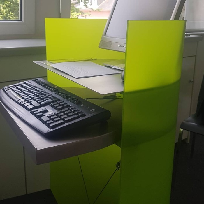 Stehpult für Orthopädische Praxis, Oldenburg